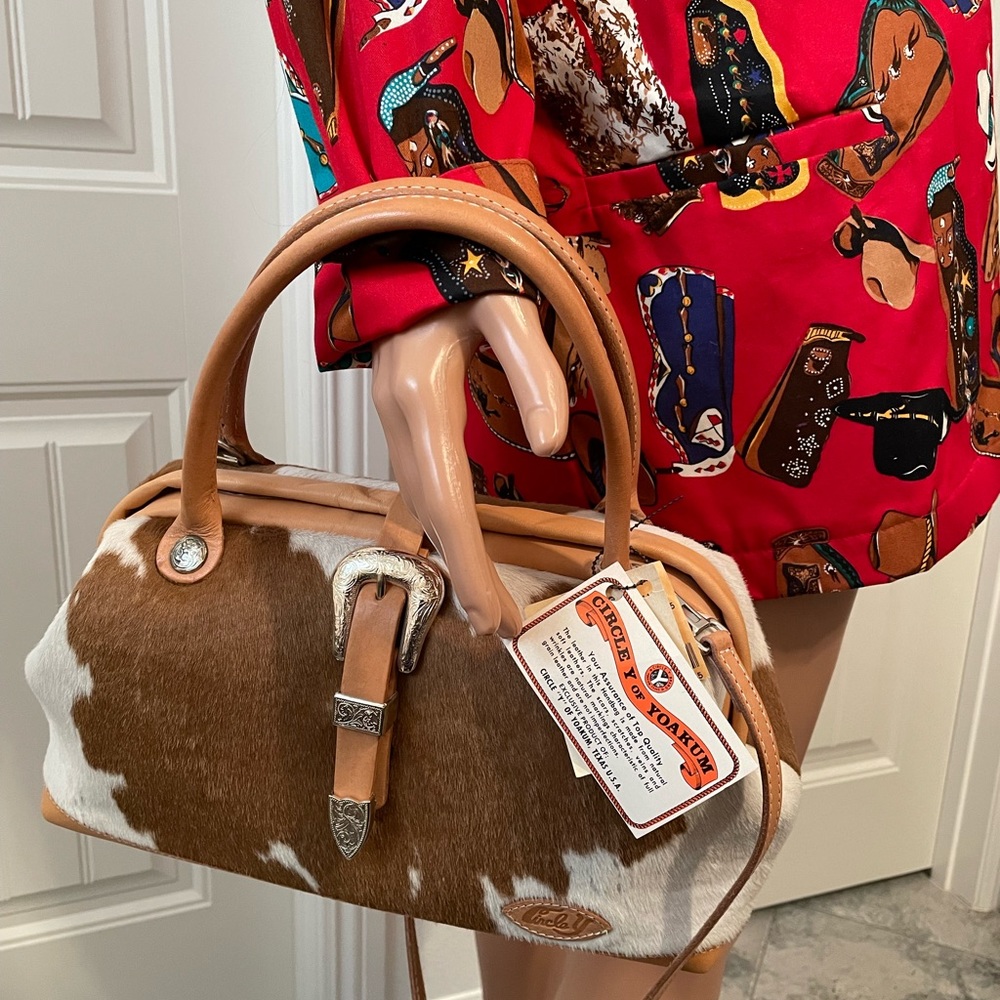 Beautiful Circle Y of Yoakum Cowhide Purse. Handmade. Vintage. NWT - Picture 4 of 12
